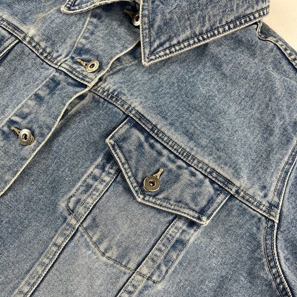 MEGAN | Vintage Plus Size 26/28 Venezia Light Wash Denim Long Sleeve Jacket - Picture 4 of 8